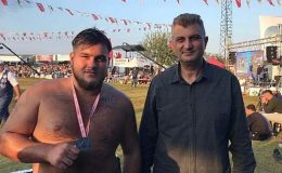 Gölcüklü Yunus Emre Akman Elmalı’da Büyük Orta Boya Yükseldi
