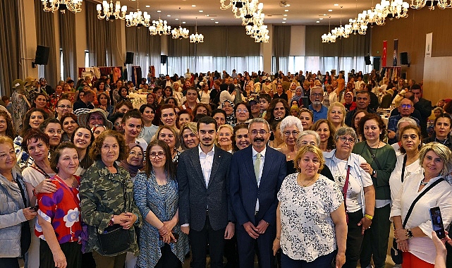 Çankaya Evleri Yıl Sonu Sergileri” Çankaya Belediye Başkanı Hüseyin Can Güner'in ziyaretiyle sona erdi